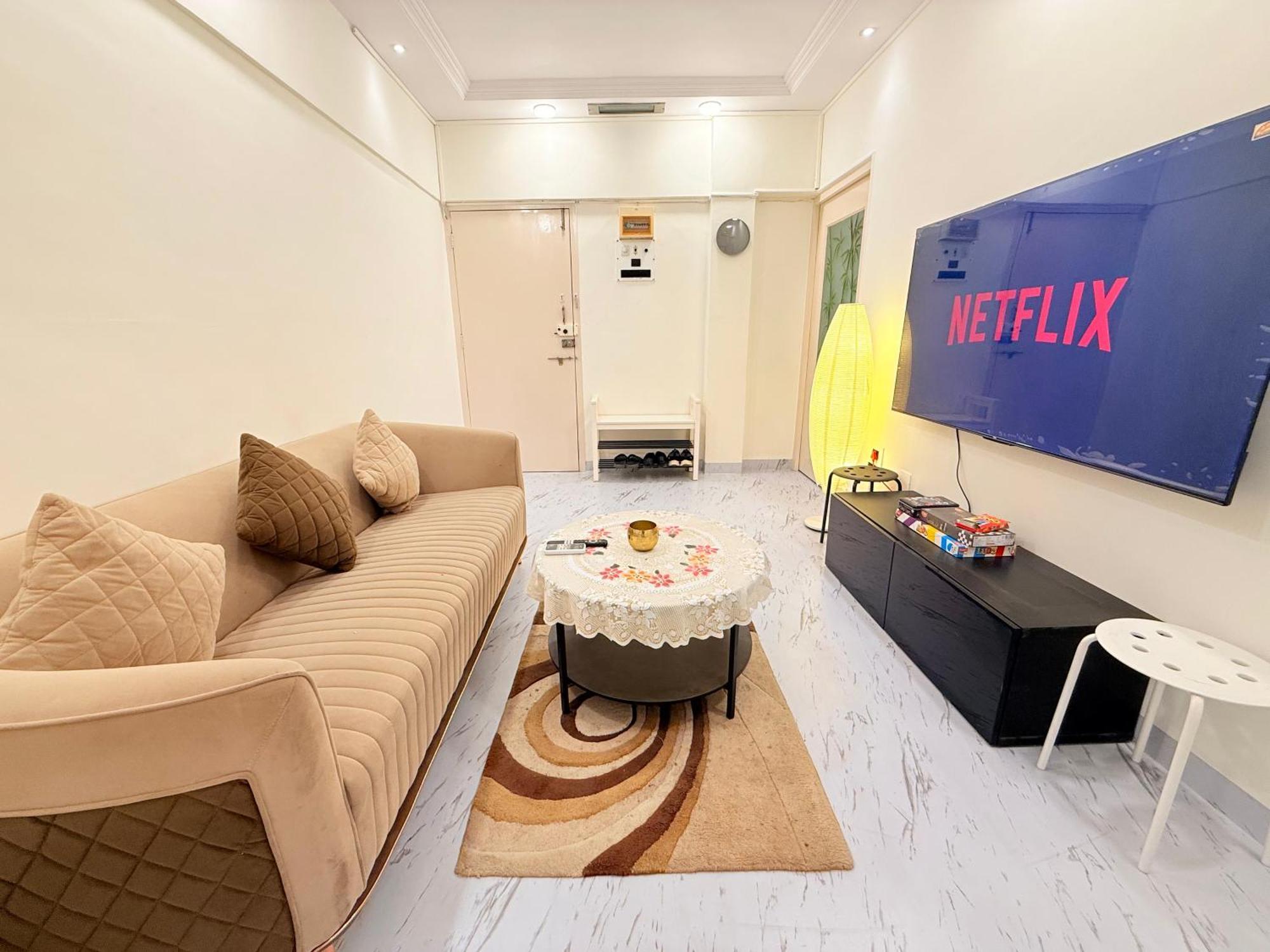 Elite Suite 1 - 65'TV, Netflix&Chill, Luxury 2BHK Mumbai Exterior photo