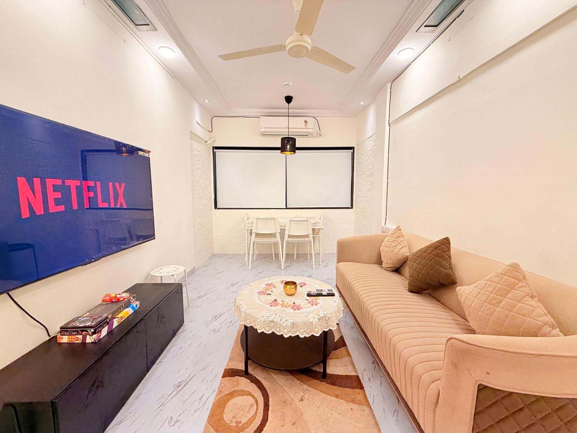 Elite Suite 1 - 65'TV, Netflix&Chill, Luxury 2BHK Mumbai Exterior photo